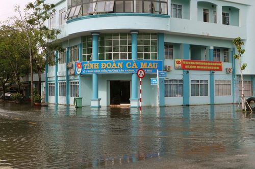Đề phòng nguy cơ ngập do triều cường ở vùng trũng thấp ven biển Đông Nam Bộ