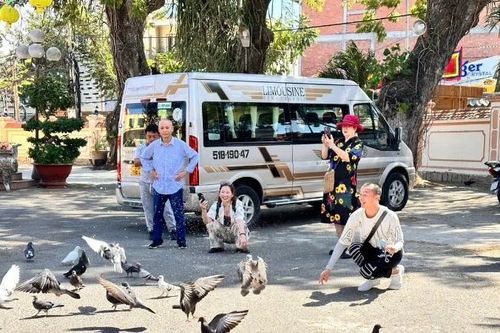 Đình làng vào tour du lịch
