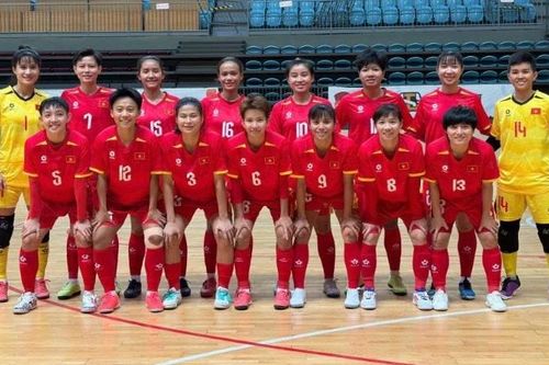 Đội tuyển futsal nữ Việt Nam thắng 2-1 trước Trung Quốc