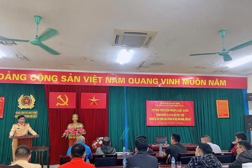 Hà Nội: Doanh nghiệp vận tải ký cam kết chấp hành pháp luật về trật tự an toàn giao thông