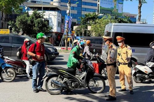 Hãy đi chậm lại vì sự an toàn của chính bạn và mọi người!