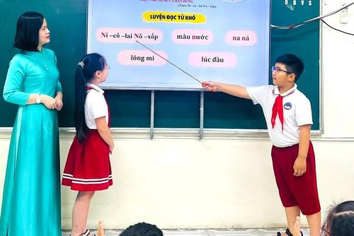Hướng tới môi trường ngôn ngữ chuẩn