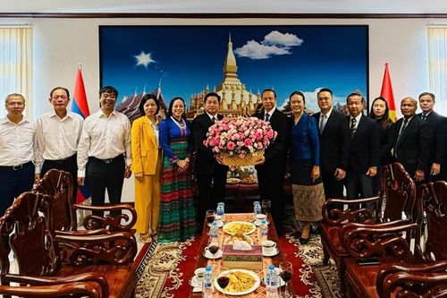 Hai Tổng lãnh sự quán Việt Nam và Lào tại Khon Kaen, Thái Lan tăng cường hợp tác, củng cố quan hệ hữu nghị