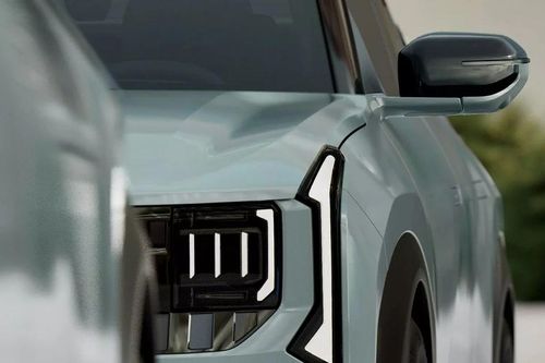 Kia hé lộ hình ảnh Seltos đời mới