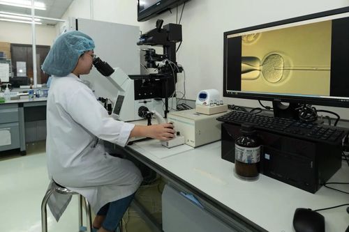 19 tiến sĩ tốt nghiệp nước ngoài về nước giảng dạy, có người sở hữu 69 bài báo khoa học