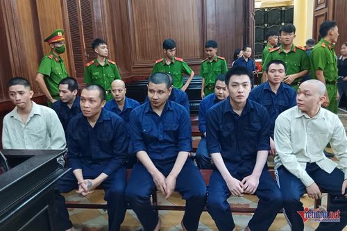 Lãi suất 540%/năm, nhóm tín dụng đen tạt sơn nhà con nợ để ép trả tiền