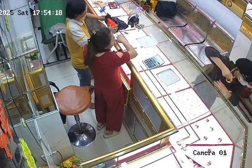 Lời khai của kẻ cướp tiệm vàng liều lĩnh, dọa tự sát khi bị truy bắt