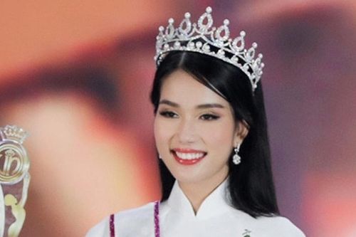 Á hậu Phương Anh nhận học bổng tiến sĩ gần 3 tỷ đồng ở tuổi 27