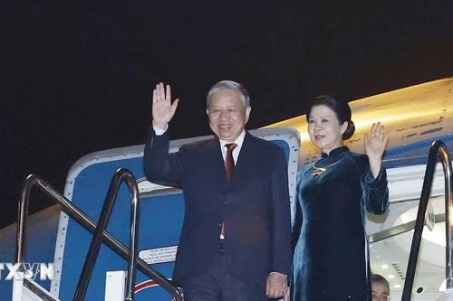 Tổng Bí thư kết thúc chuyến thăm cấp Nhà nước, dự kỷ niệm 50 năm Quốc khánh Lào