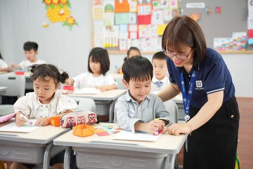Bộ trưởng Nguyễn Kim Sơn nói gì về đội ngũ giảng viên?