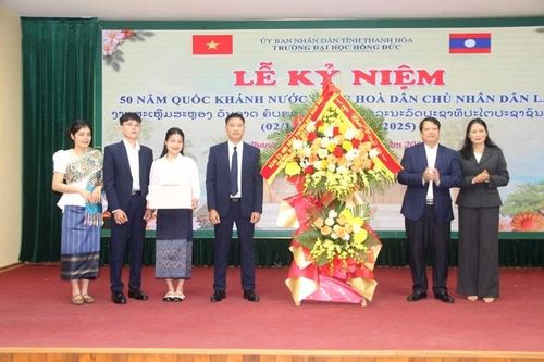 Trường Đại học Hồng Đức kỷ niệm 50 năm Quốc khánh nước Cộng hòa Dân chủ Nhân dân Lào