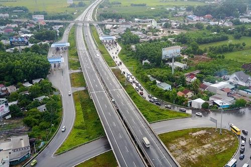 Bộ Xây dựng làm rõ kế hoạch nâng cấp cao tốc và tháo dỡ trạm thu phí hết hạn tại TP. Hồ Chí Minh