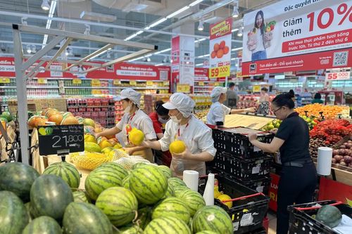 Khôi phục thị trường nhu yếu phẩm