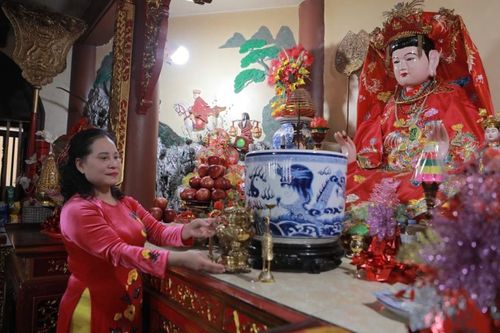 'Hút' khách dịp cuối năm