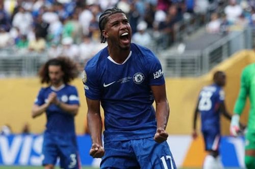 Chelsea mất Caicedo, HLV Maresca có ngay 'cỗ máy' thay thế