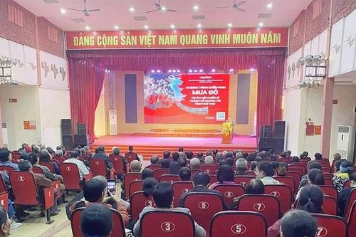 Chương trình chiếu phim 'Mưa Đỏ' tri ân hội chiến sĩ Thành cổ Quảng Trị tỉnh Phú Thọ