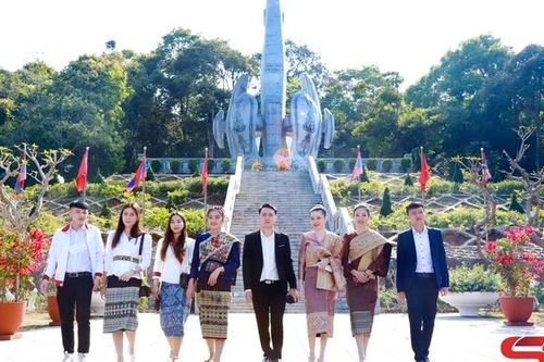 Thắm tình hữu nghị đặc biệt Sơn La với các tỉnh nước bạn Lào