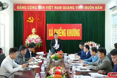 Tổ công tác số 4 tham dự, chỉ đạo kiểm điểm tại xã Chiềng Khương