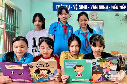 Chăm lo, bảo vệ 'búp trên cành'