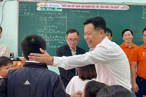 Bộ GD-ĐT hỗ trợ trường học vùng bão lũ tại Gia Lai