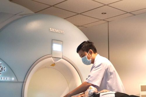 Khuyến khích doanh nghiệp đầu tư phát triển các sản phẩm, dịch vụ y tế số