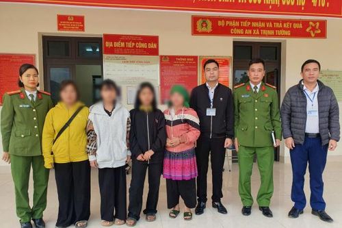 Công an xã kịp thời ngăn chặn 2 học sinh bị dụ dỗ bỏ học đi làm thuê