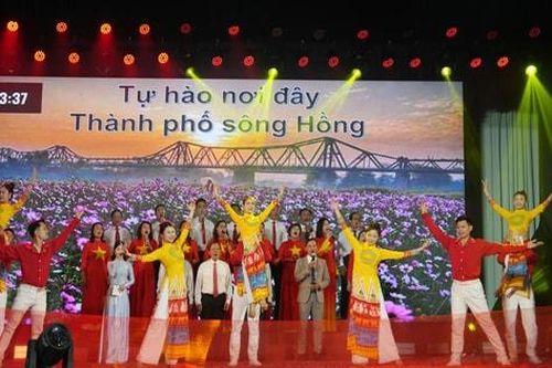 Lan tỏa sức mạnh đoàn kết cộng đồng từ Liên hoan 'Thôn, Tổ dân phố văn hóa tiêu biểu' thành phố Hà Nội 2025