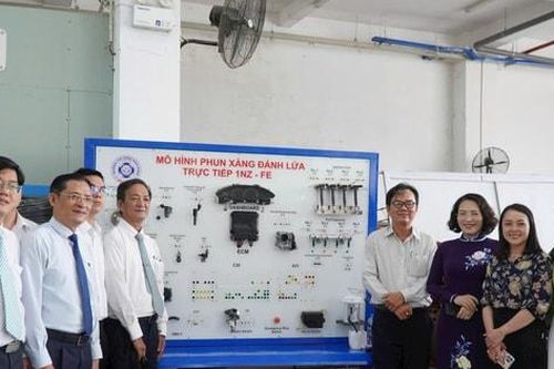 Hội thi thiết bị đào tạo tự làm thành phố Hồ Chí Minh lần thứ I