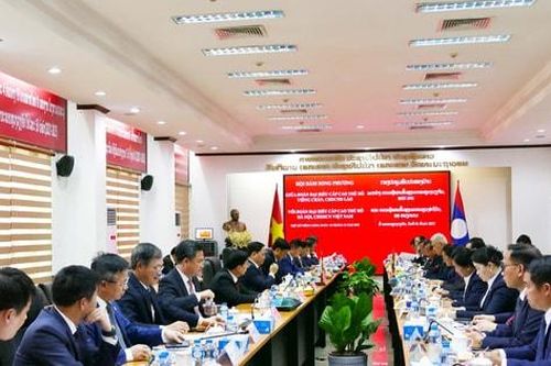 Hà Nội và Viêng Chăn thúc đẩy hợp tác về kinh tế, thương mại