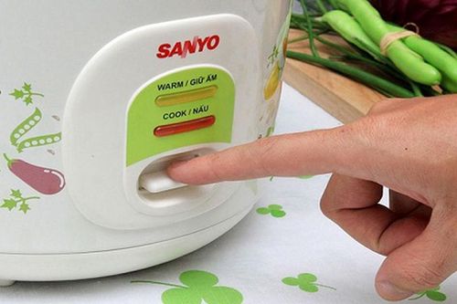 Mẹo tiết kiệm điện khi cắm nồi cơm điện qua đêm