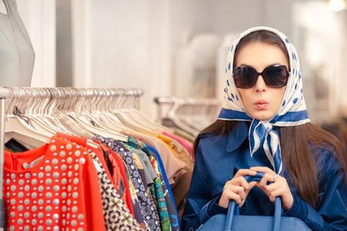 5 thứ không nên mua sau tuổi 50: Chìa khóa để sống tối giản và giàu có