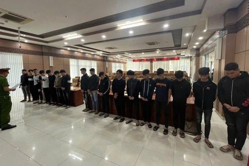 Khởi tố 17 thanh thiếu niên hỗn chiến trong đêm