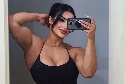 Mỹ nhân cơ bắp Australia sau 15 năm tập gym