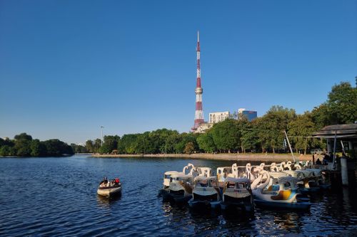 Nhìn như Tokyo nhưng là công viên Thống Nhất