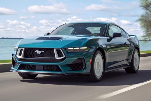 Doanh số xe điện của Ford giảm mạnh, Mustang bất ngờ 'tăng tốc'