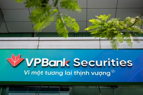 VPBankS chốt giá phiên giao dịch đầu tiên trên HoSE