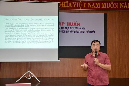 Tập huấn triển khai thực hiện các mục tiêu về văn hóa trong Chương trình MTQG xây dựng NTM
