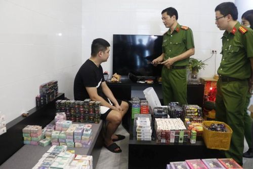 Cần nhất quán về quy định cấm thuốc lá điện tử, thuốc lá nung nóng