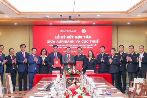 Agribank 'bắt tay' ngành Thuế, tăng tốc hỗ trợ hộ kinh doanh chuyển đổi