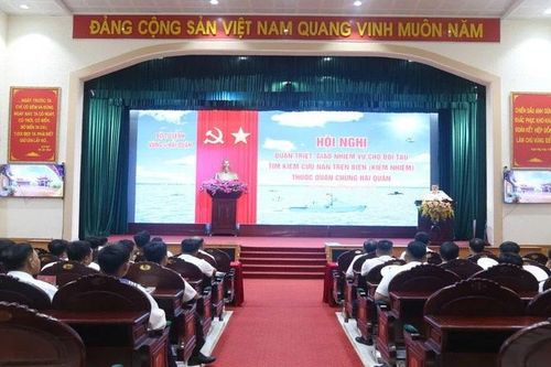 Vùng 4 Hải quân quán triệt, giao nhiệm vụ cho đội tàu tìm kiếm cứu nạn trên biển