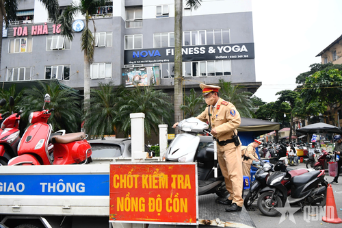 Hà Nội: Tăng cường xử lý nồng độ cồn dịp cuối năm