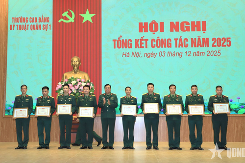 Trường Cao đẳng Kỹ thuật Quân sự 1 và Trường Cao đẳng Hậu cần 1: Đẩy mạnh chuyển đổi số, nâng cao chất lượng giáo dục, đào tạo