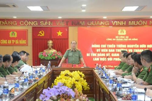 Đánh trúng, đánh đúng các đường dây tội phạm liên quan đến tội phạm kinh tế