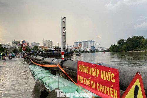 Triều cường có thể trên báo động 3: khu vực nào ở TPHCM có nguy cơ ngập sâu?