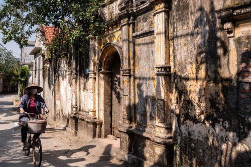 Ngôi làng Hà Nội từng nổi tiếng giàu có, nhiều biệt thự Tây, nhà cổ giờ ra sao?