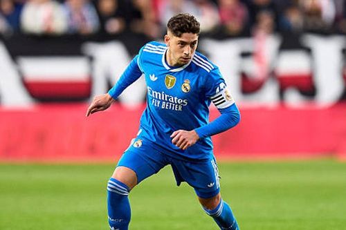 Man Utd nhắm Valverde giá 100 triệu bảng, tìm 'Roy Keane mới'