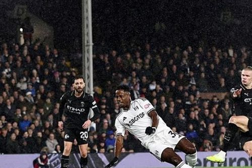 Man City thắng 5-4 Fulham, Haaland chạm mốc 100 bàn