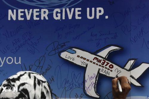 Malaysia nối lại hoạt động tìm kiếm máy bay MH370