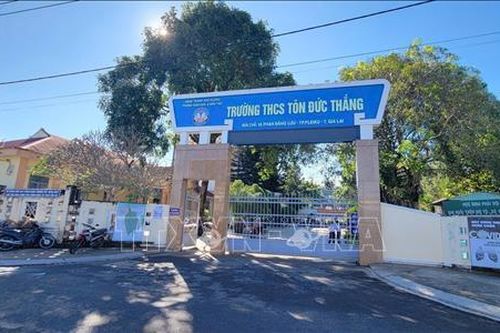 Xác minh vụ học sinh đánh nhau trong giờ học tại Trường THCS Tôn Đức Thắng