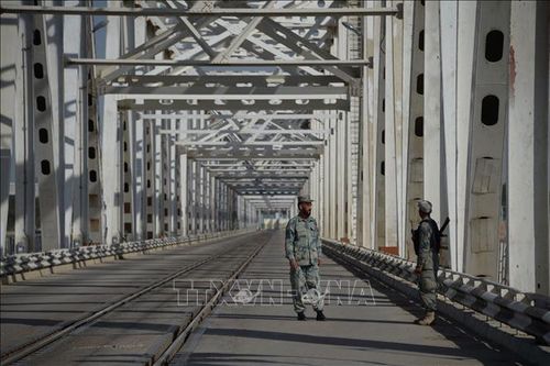 Uzbekistan mở lại cửa khẩu duy nhất với Afghanistan
